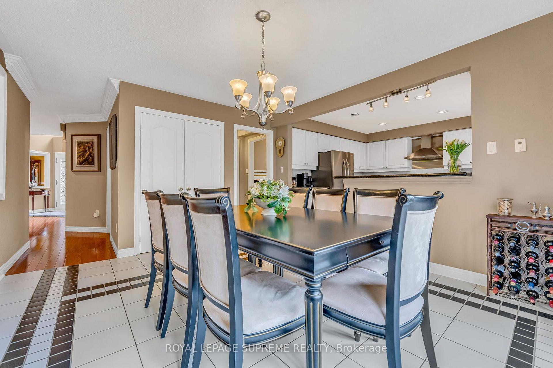 Photo 10 of 2819 Duncairn Drive, Mississauga, Central Erin Mills — HOMEH