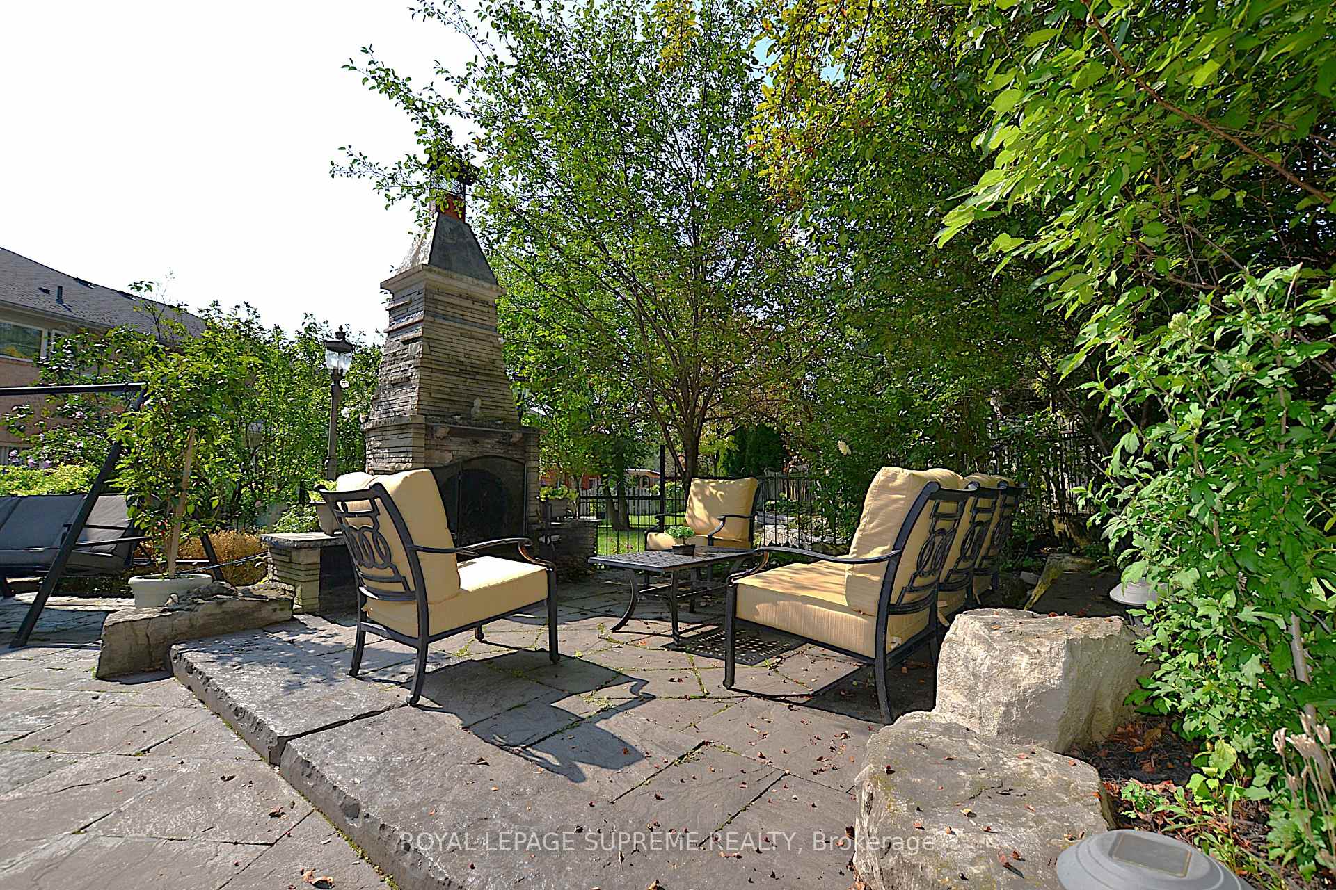 Photo 34 of 2819 Duncairn Drive, Mississauga, Central Erin Mills — HOMEH