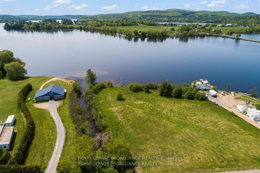Photo of 107A Lakeshore Drive