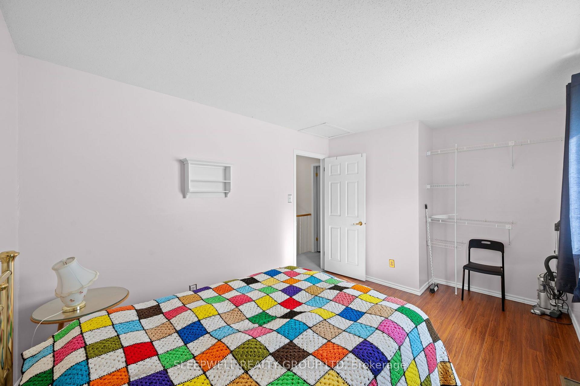 Photo 25 of 31 Tamblyn Crescent, Ottawa, Kanata - Katimavik — HOMEH