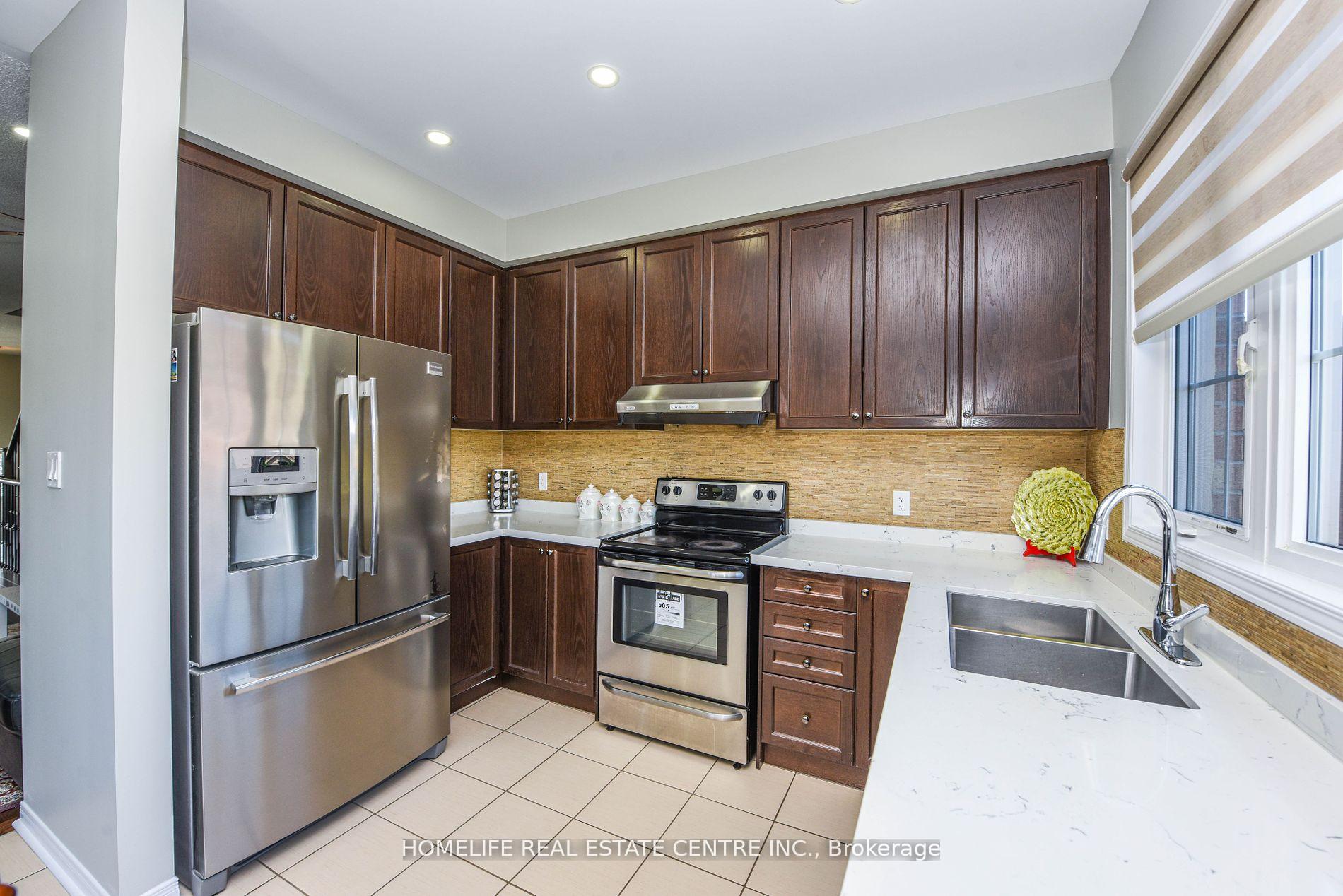 Photo 11 of 234 Inspire Boulevard, Brampton, Sandringham-Wellington North — HOMEH