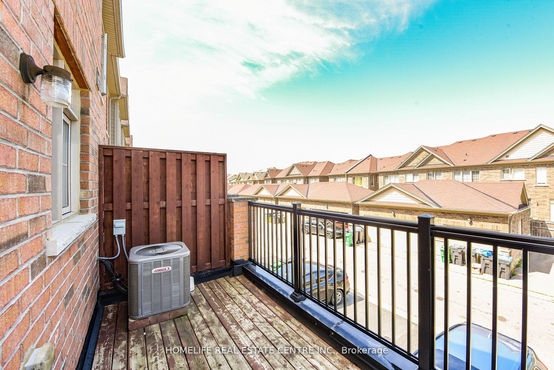 Photo 14 of 234 Inspire Boulevard, Brampton, Sandringham-Wellington North — HOMEH