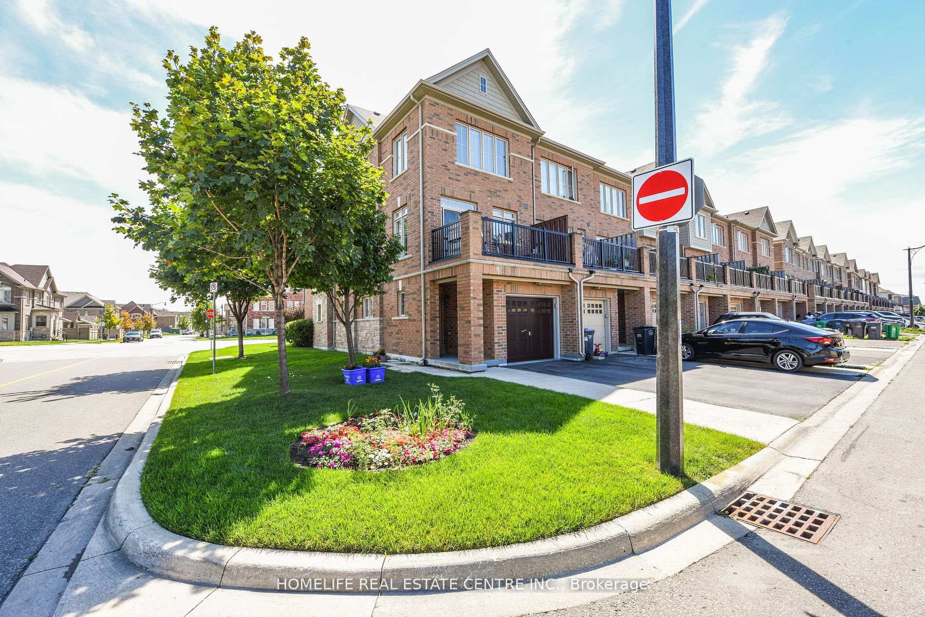 Photo 38 of 234 Inspire Boulevard, Brampton, Sandringham-Wellington North — HOMEH