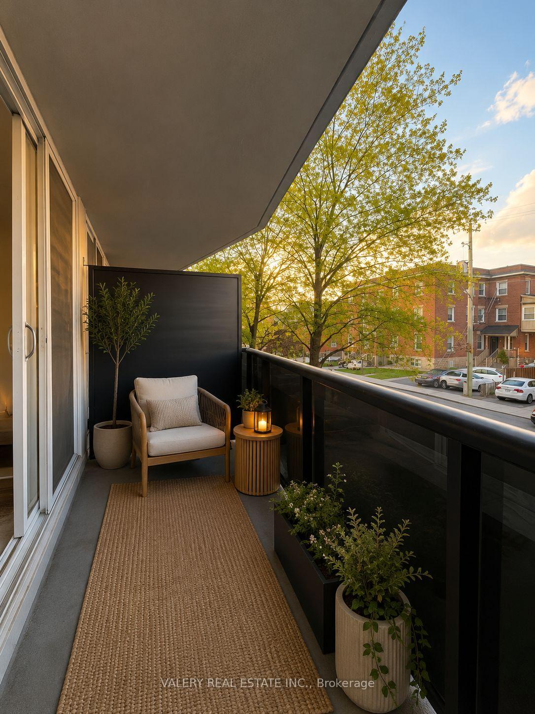 Photo 4 of Unit 121, 324 Cambridge Street, Ottawa, West Centre Town — HOMEH