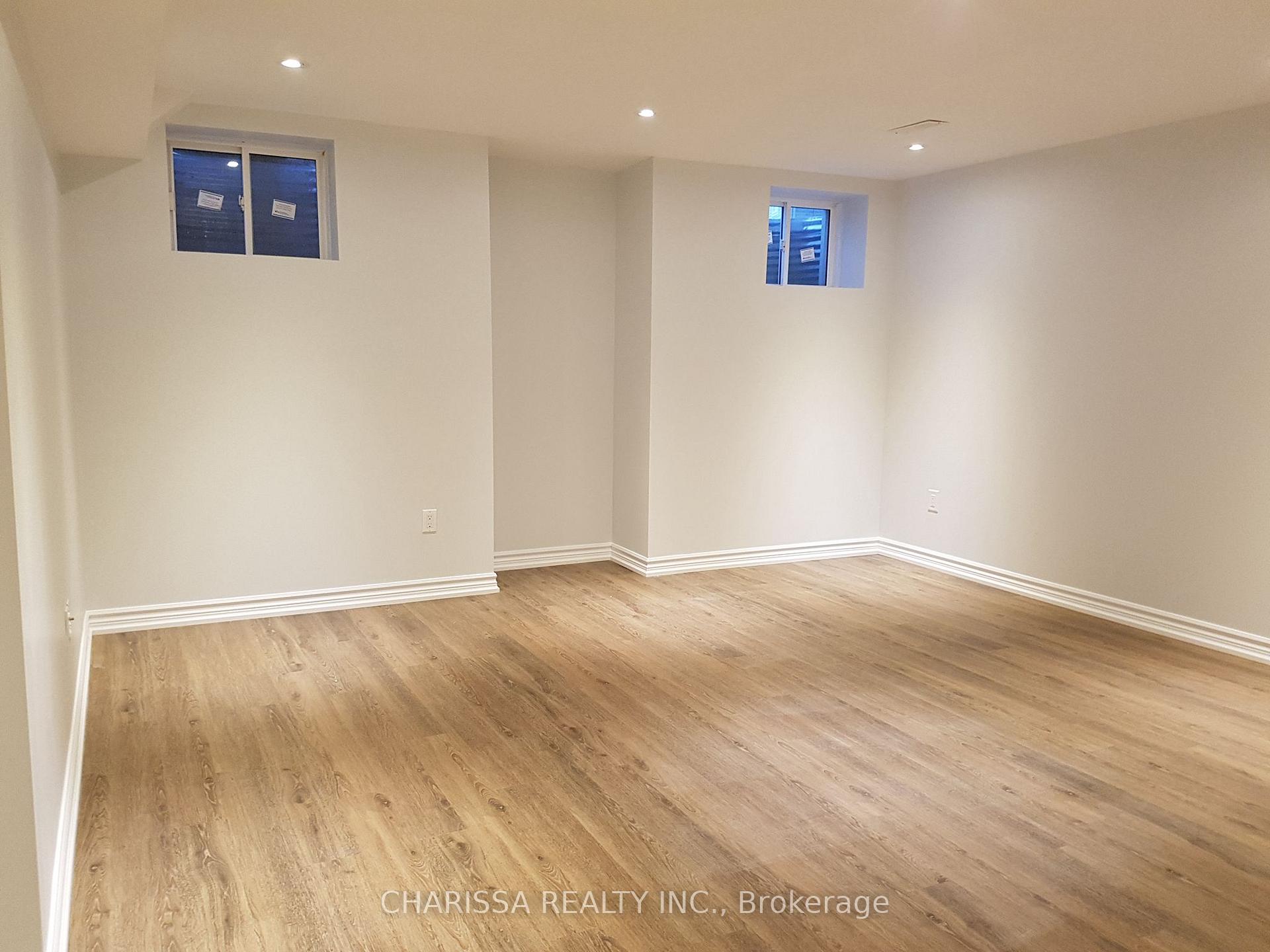 Photo 7 of Unit BSMT, 266 Spring Creek Drive, Hamilton, Waterdown — HOMEH