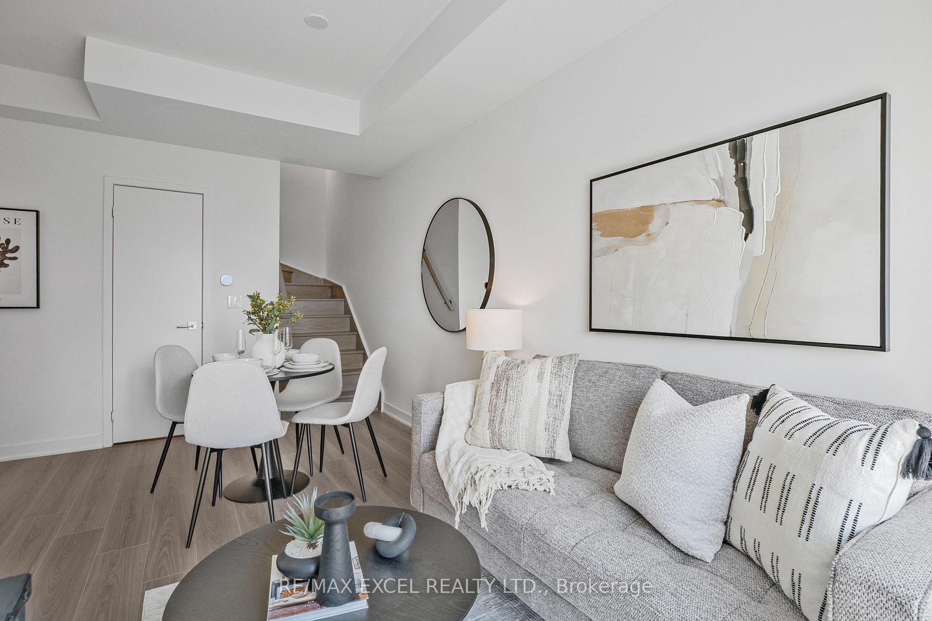 Photo 9 of Unit 25, 73 Curlew Drive, North York, Parkwoods-Donalda — HOMEH