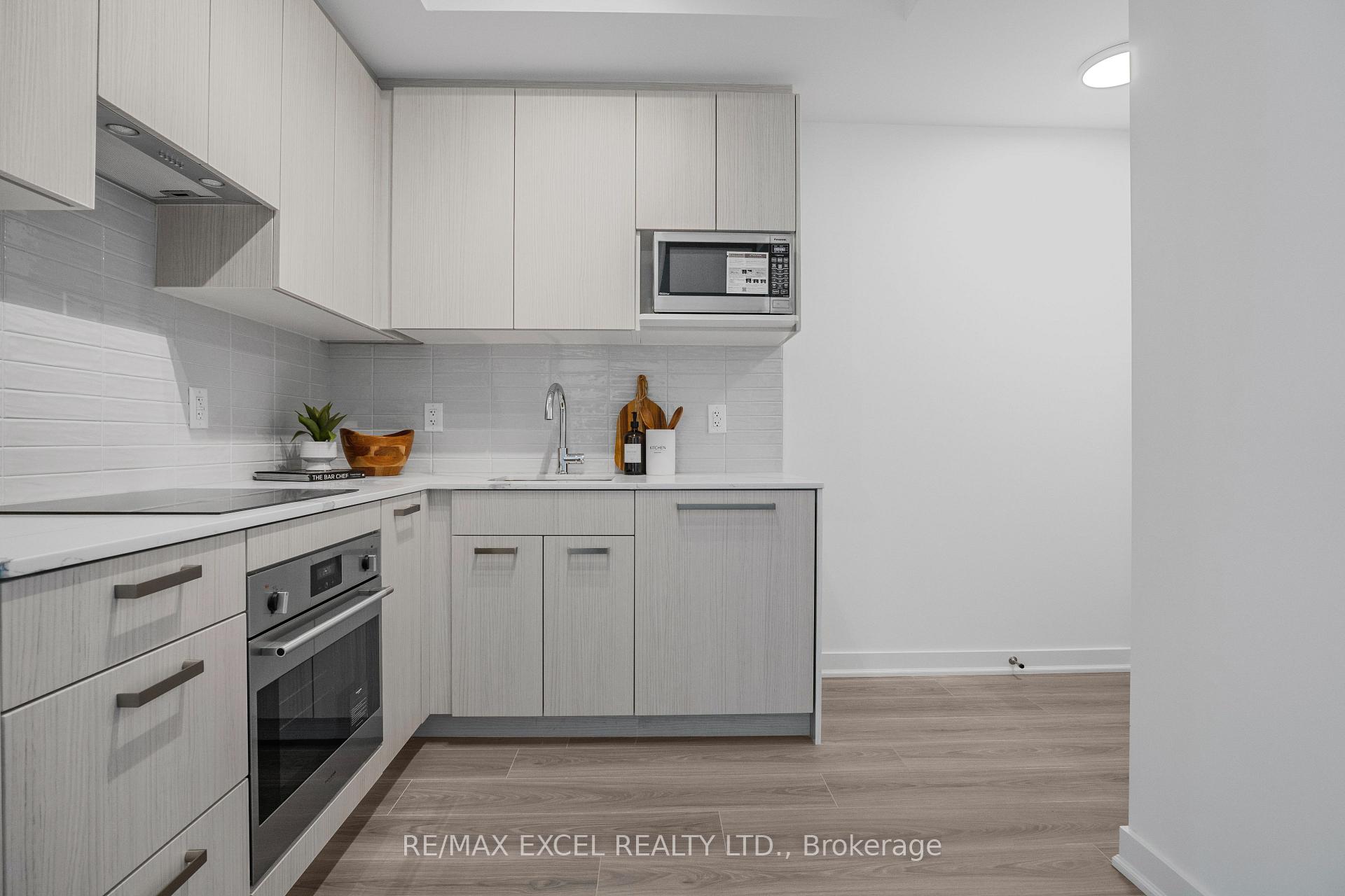 Photo 17 of Unit 25, 73 Curlew Drive, North York, Parkwoods-Donalda — HOMEH