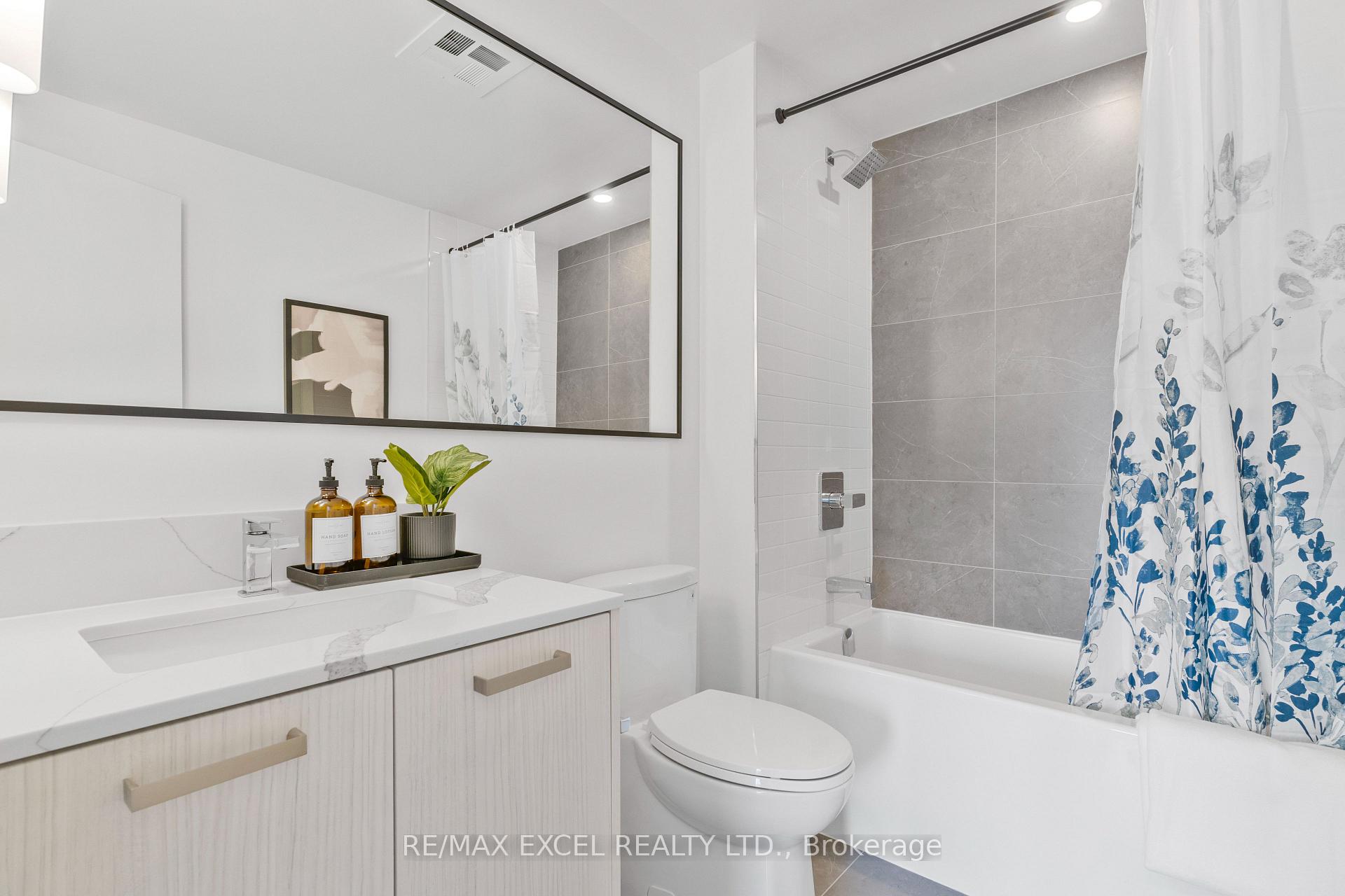 Photo 23 of Unit 25, 73 Curlew Drive, North York, Parkwoods-Donalda — HOMEH