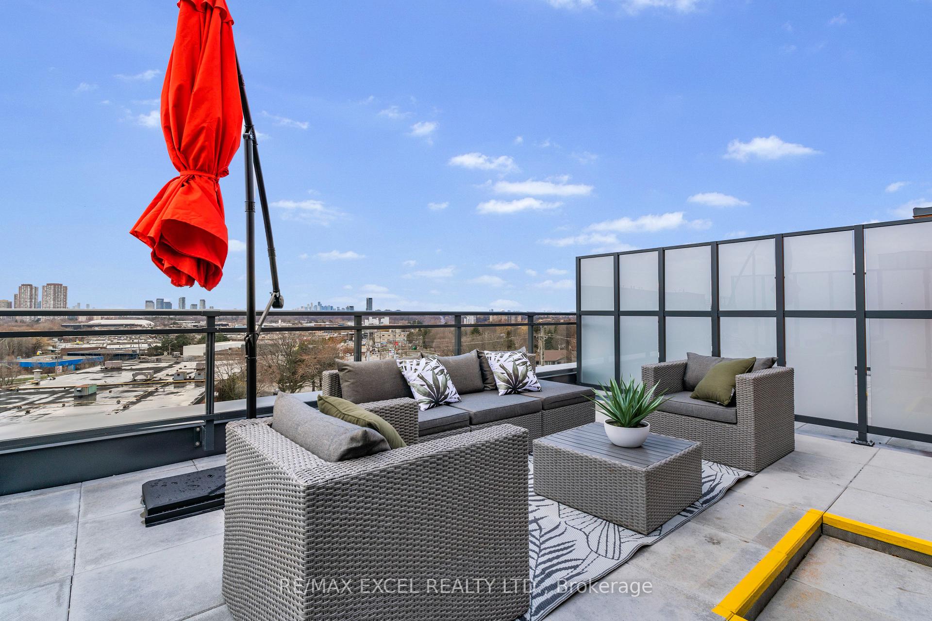 Photo 35 of Unit 25, 73 Curlew Drive, North York, Parkwoods-Donalda — HOMEH