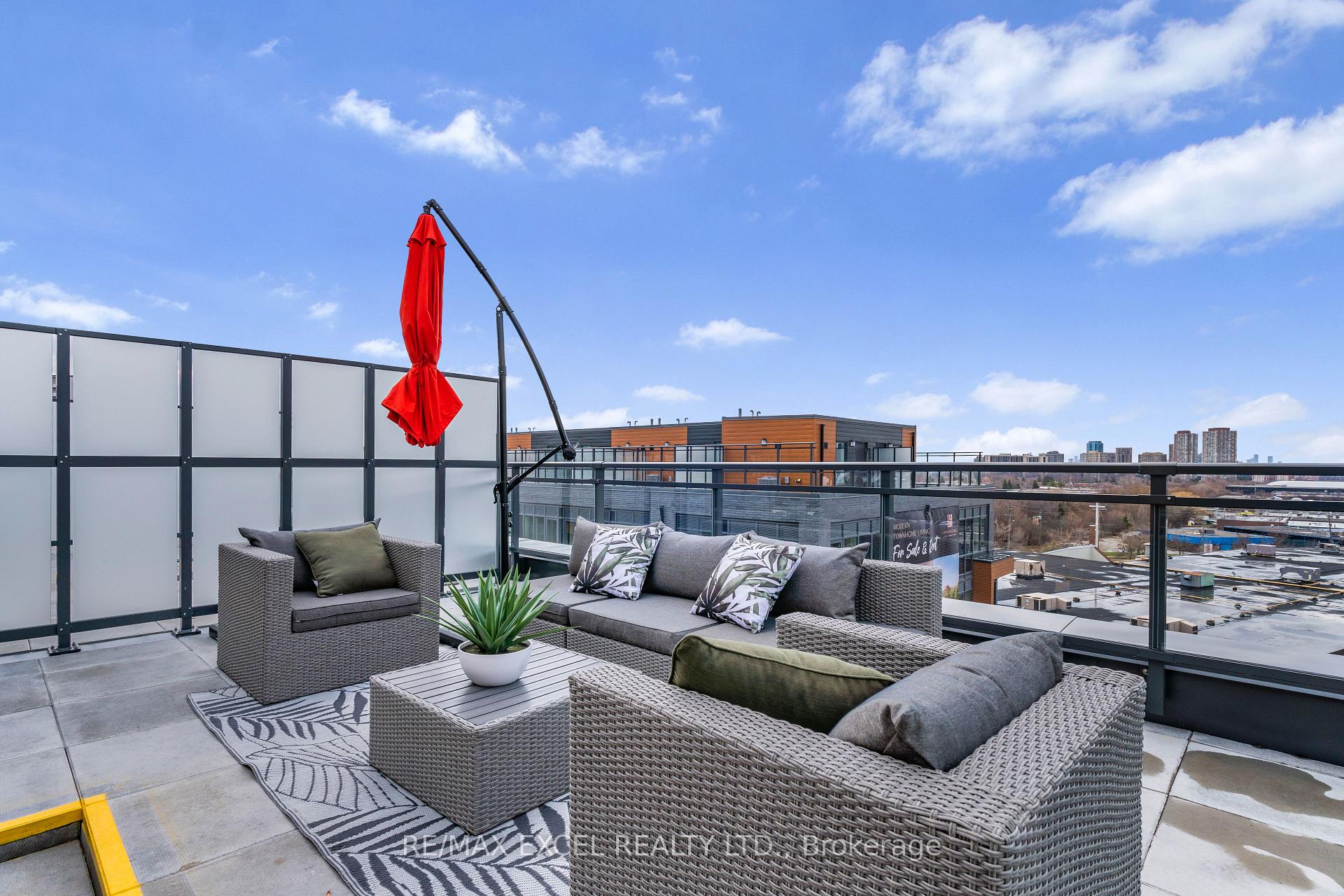 Photo 37 of Unit 25, 73 Curlew Drive, North York, Parkwoods-Donalda — HOMEH