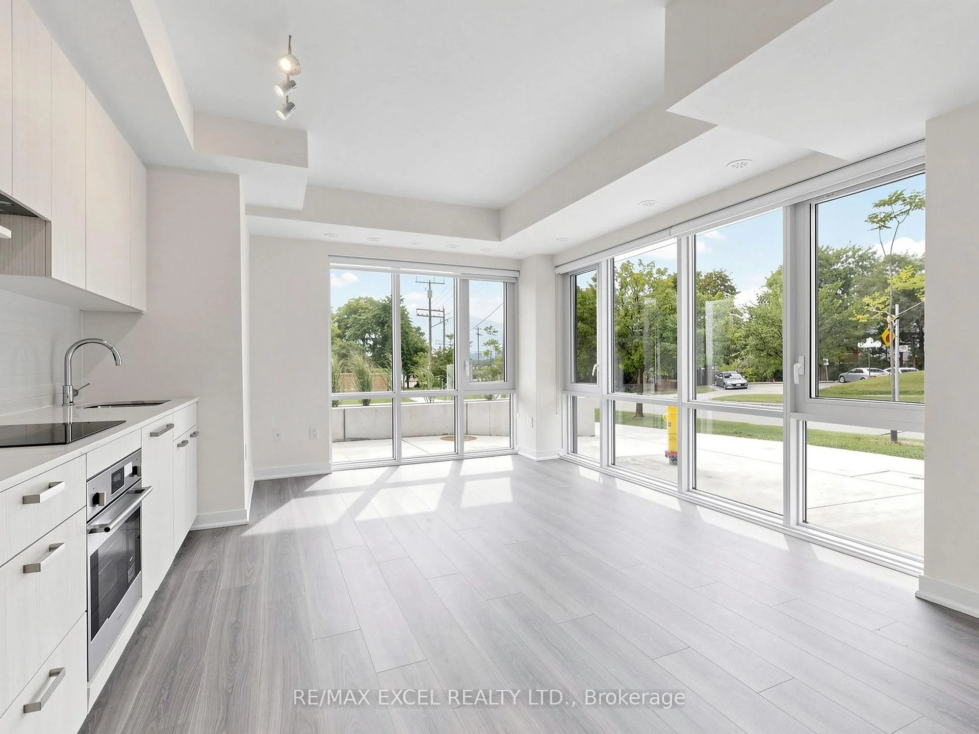 Photo 18 of Unit 25, 73 Curlew Drive, North York, Parkwoods-Donalda — HOMEH