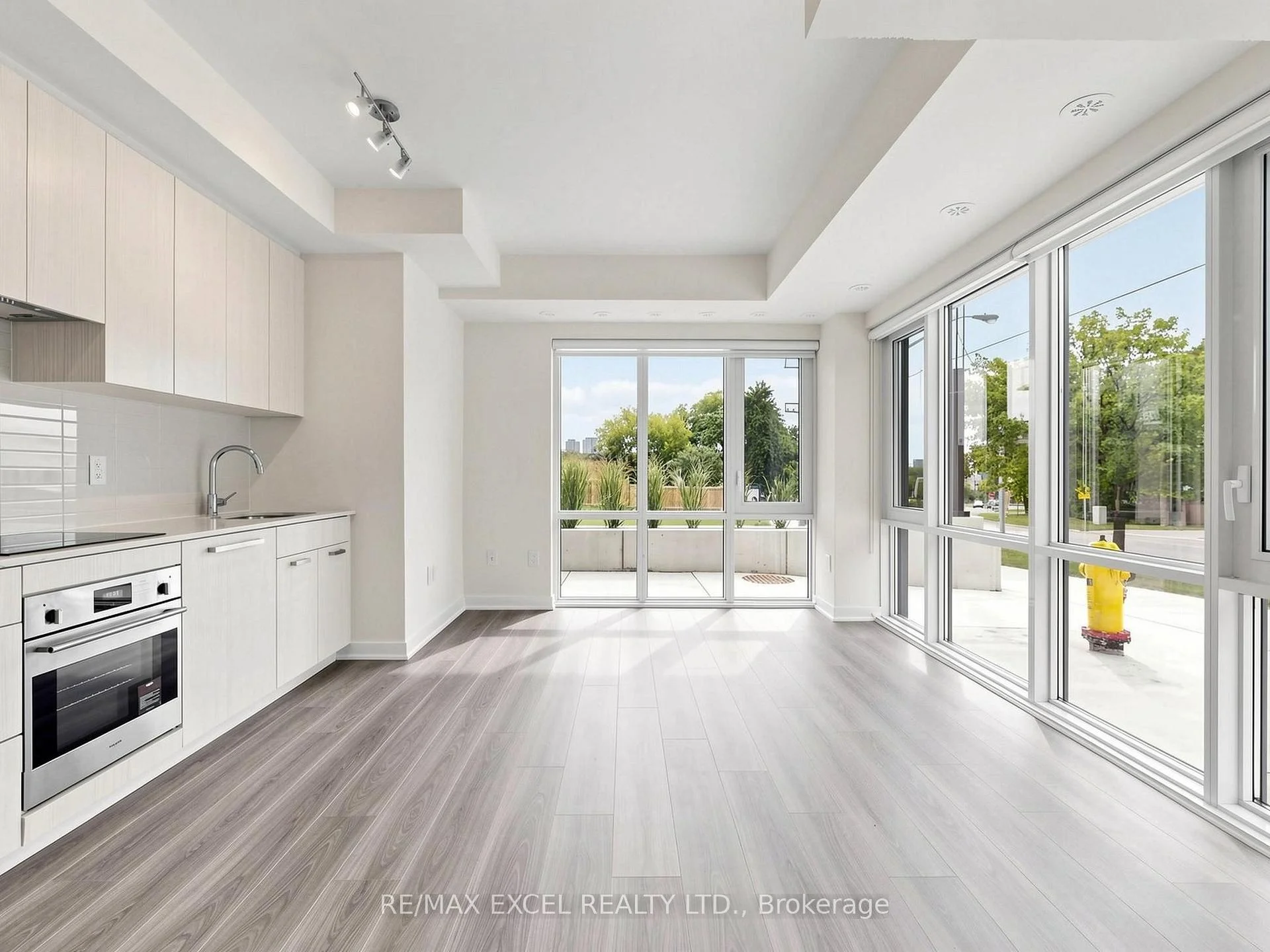 Photo 20 of Unit 25, 73 Curlew Drive, North York, Parkwoods-Donalda — HOMEH