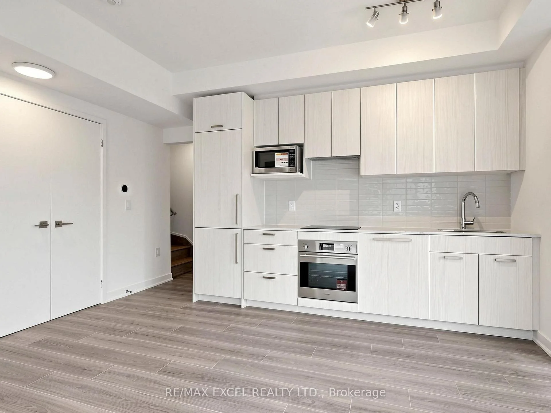 Photo 30 of Unit 25, 73 Curlew Drive, North York, Parkwoods-Donalda — HOMEH