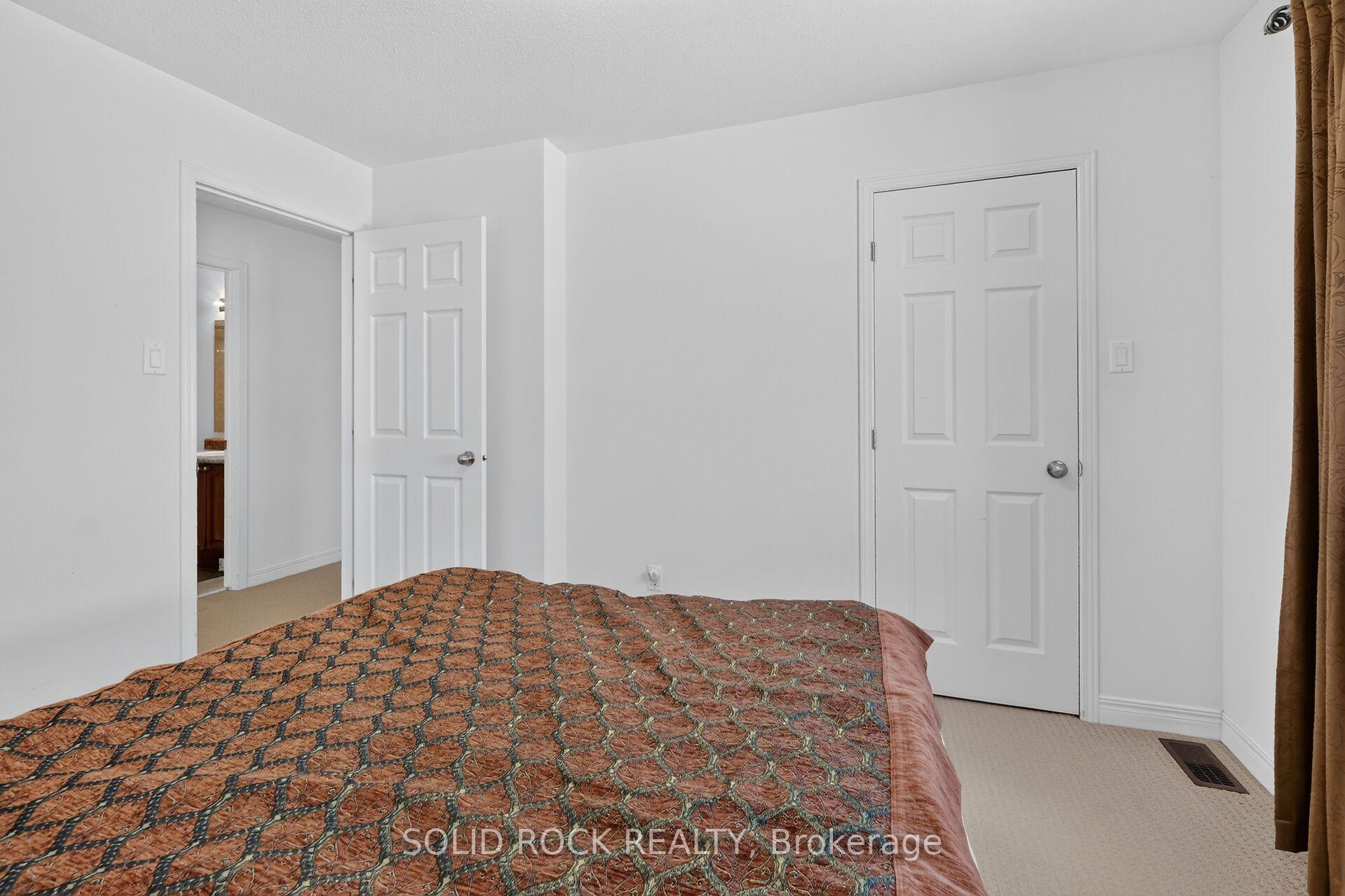 Photo 38 of 131 Finn Court, Ottawa, Ridgemont — HOMEH