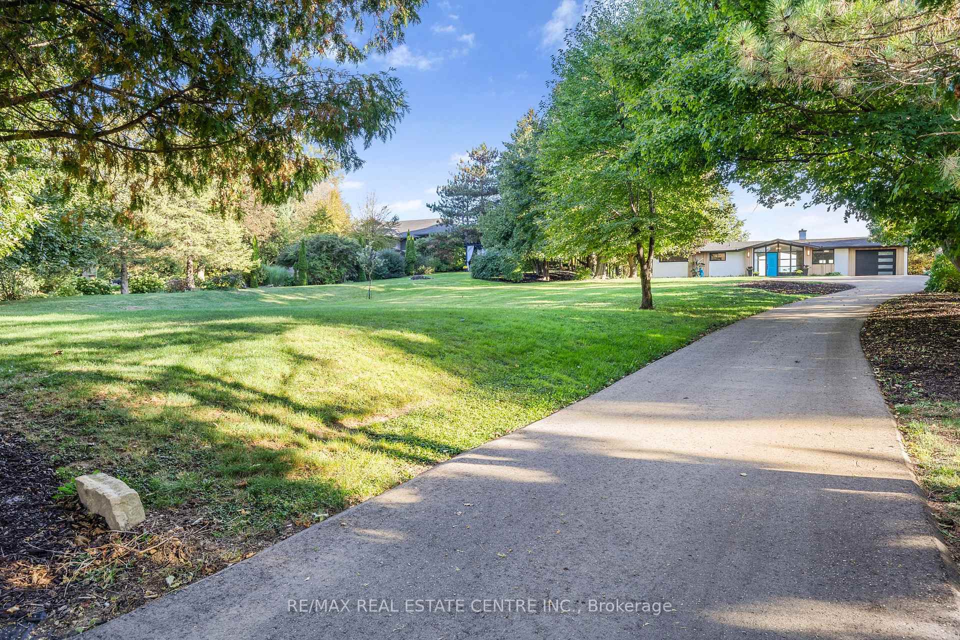 Photo 4 of 50 Oak Avenue, Hamilton, Greensville — HOMEH