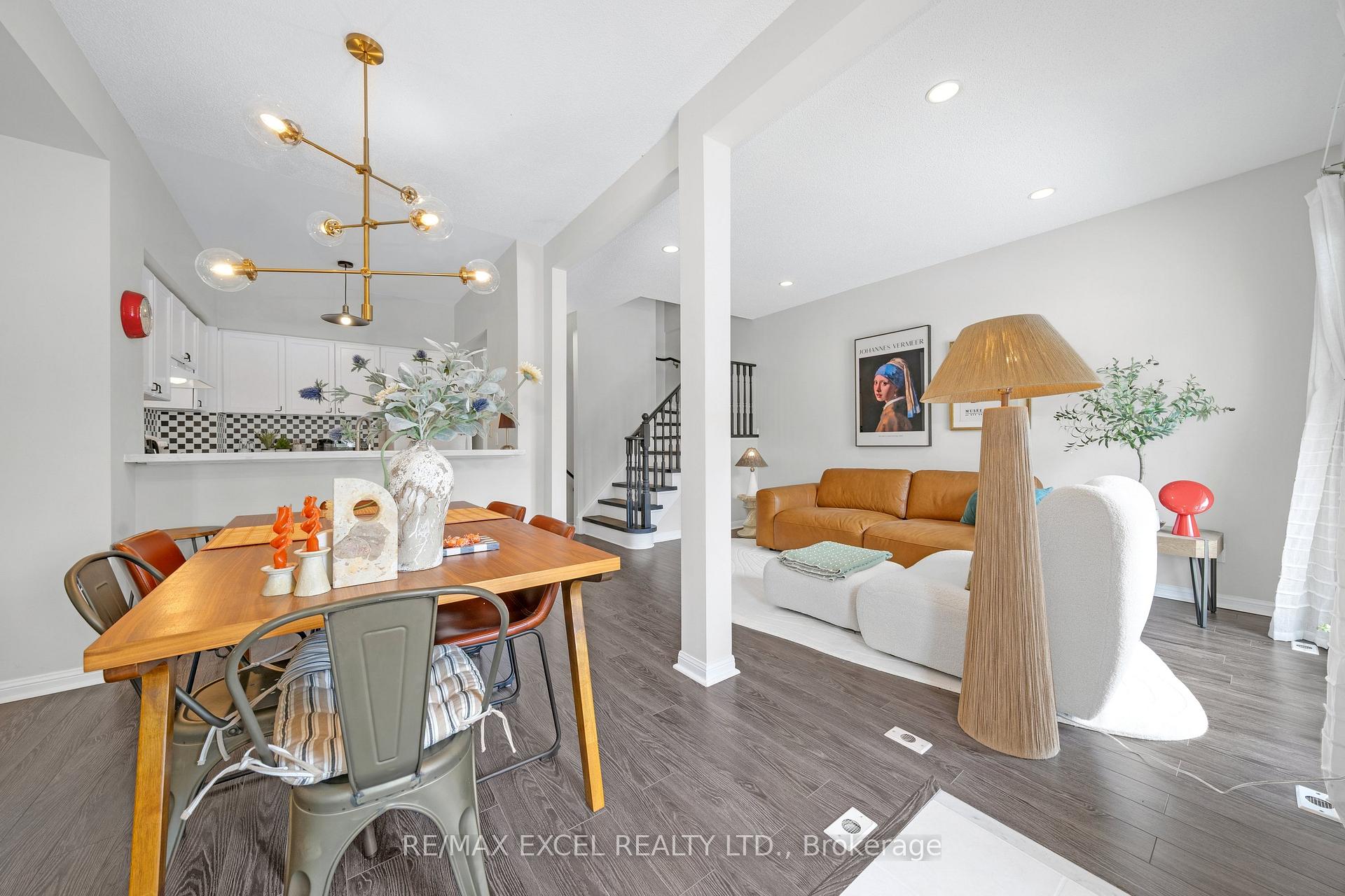 Photo 13 of Unit 3, 10 Cox Boulevard, Markham, Unionville — HOMEH
