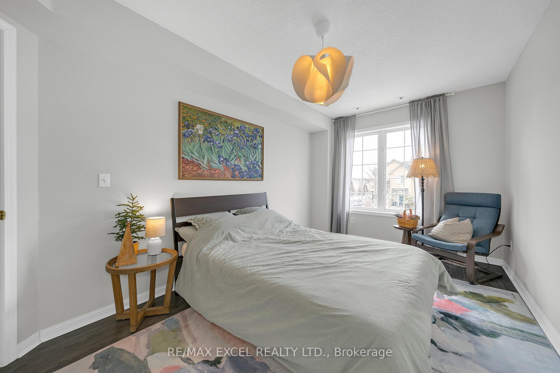 Photo 23 of Unit 3, 10 Cox Boulevard, Markham, Unionville — HOMEH