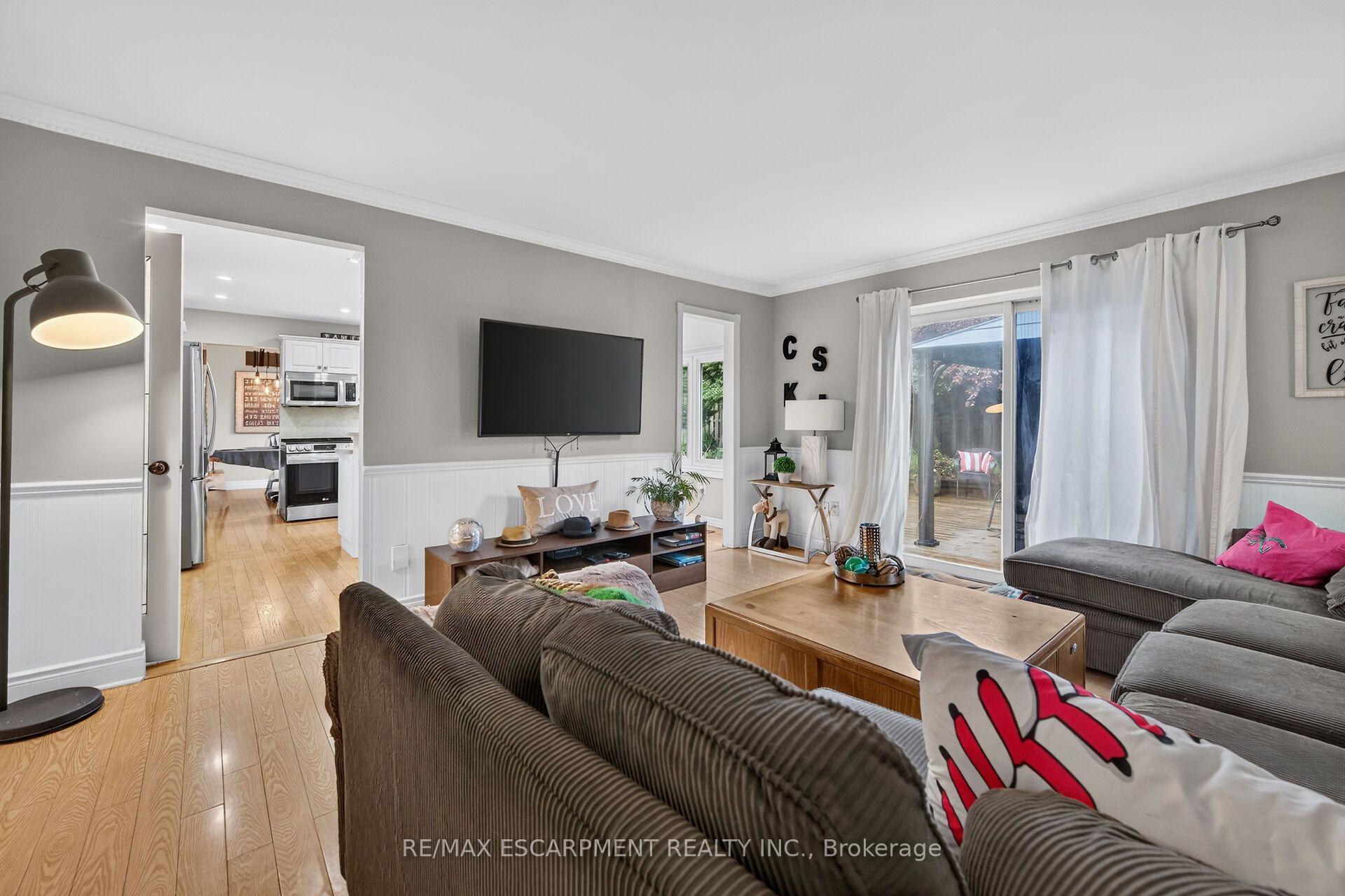 Photo 16 of 253 Highridge Avenue, Hamilton, Riverdale — HOMEH