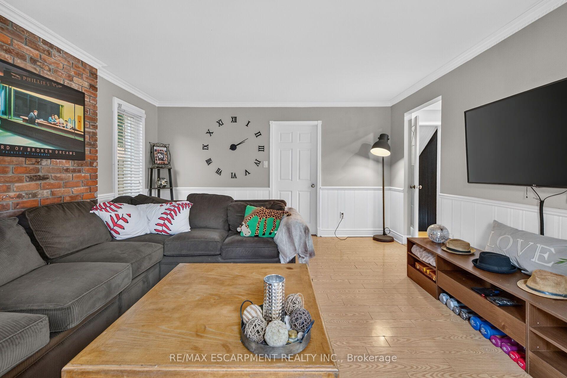 Photo 18 of 253 Highridge Avenue, Hamilton, Riverdale — HOMEH