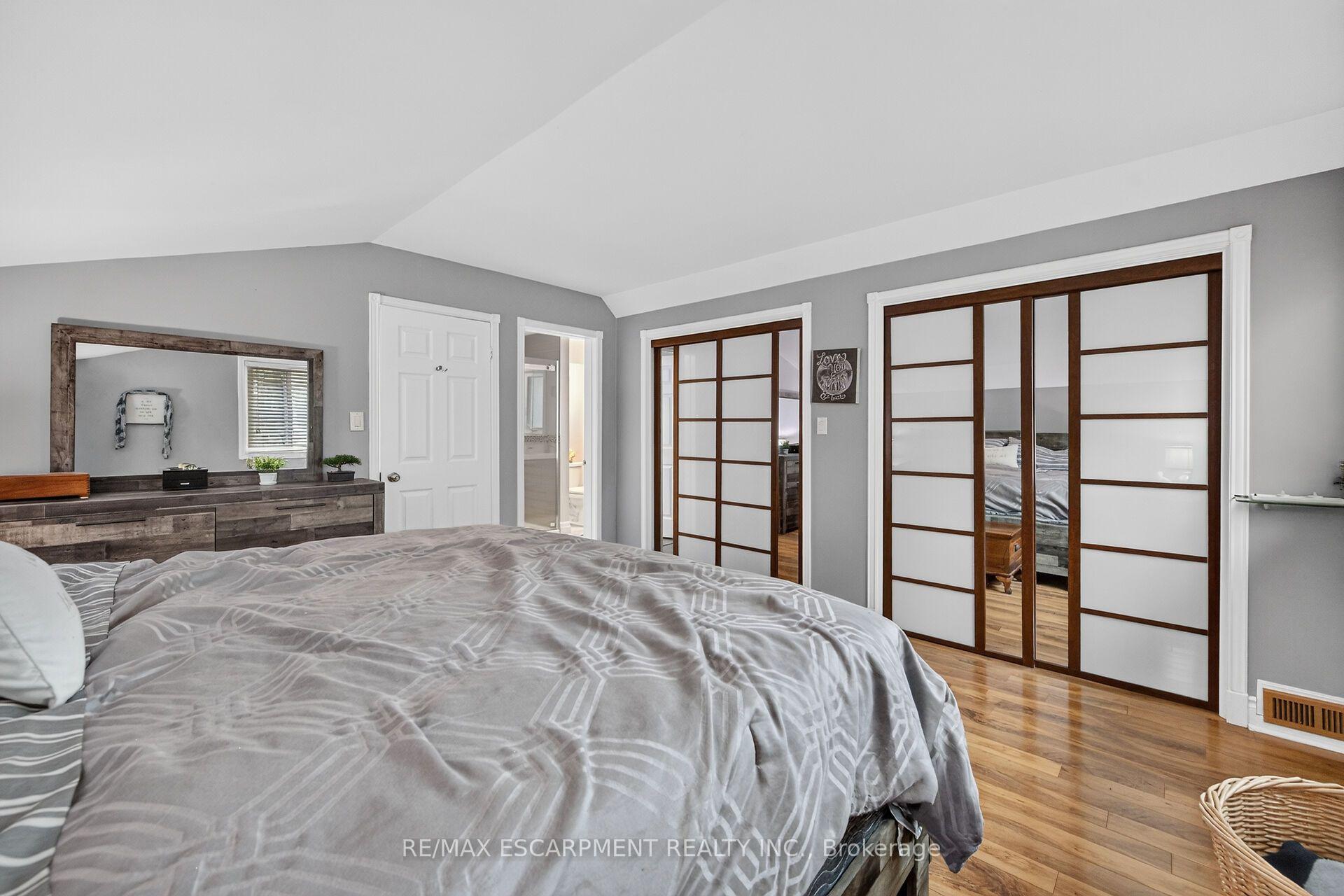 Photo 27 of 253 Highridge Avenue, Hamilton, Riverdale — HOMEH