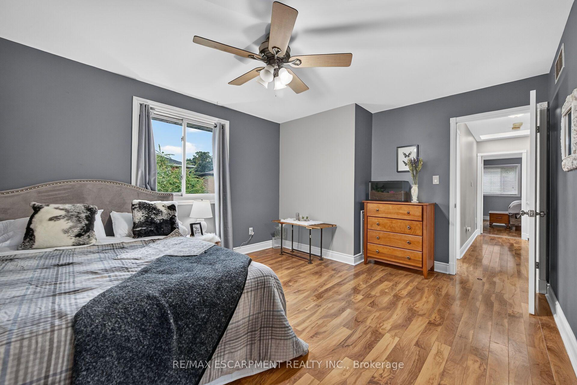 Photo 32 of 253 Highridge Avenue, Hamilton, Riverdale — HOMEH