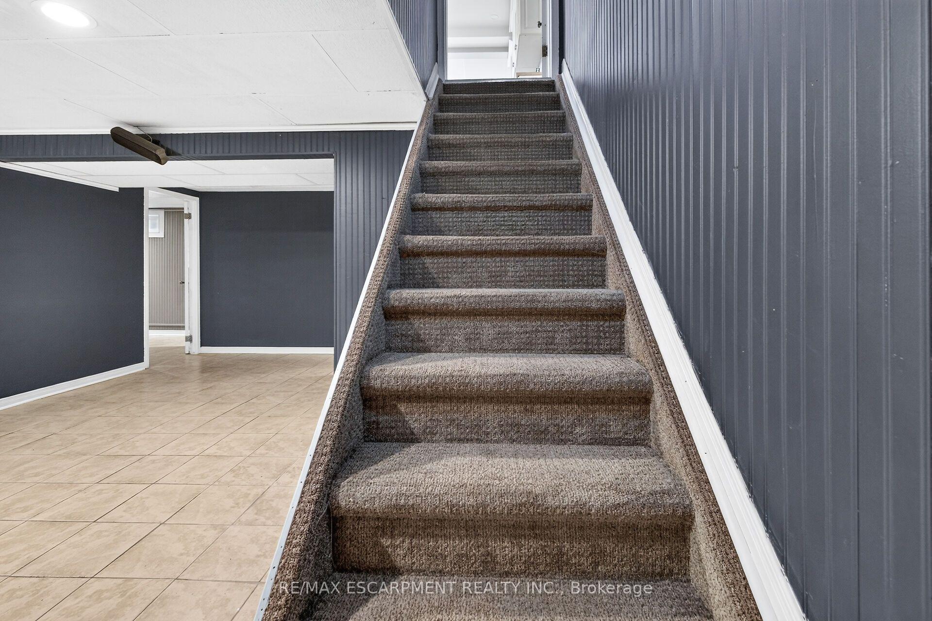 Photo 41 of 253 Highridge Avenue, Hamilton, Riverdale — HOMEH