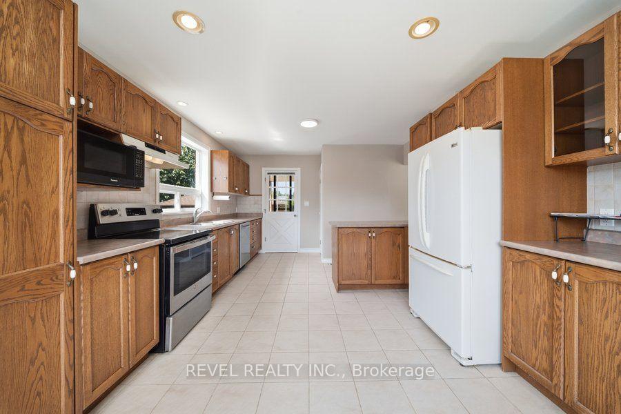 Photo 12 of 310 Caledon Avenue, Hamilton, Rolston — HOMEH