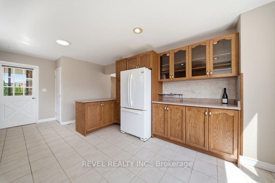 Photo 13 of 310 Caledon Avenue, Hamilton, Rolston — HOMEH