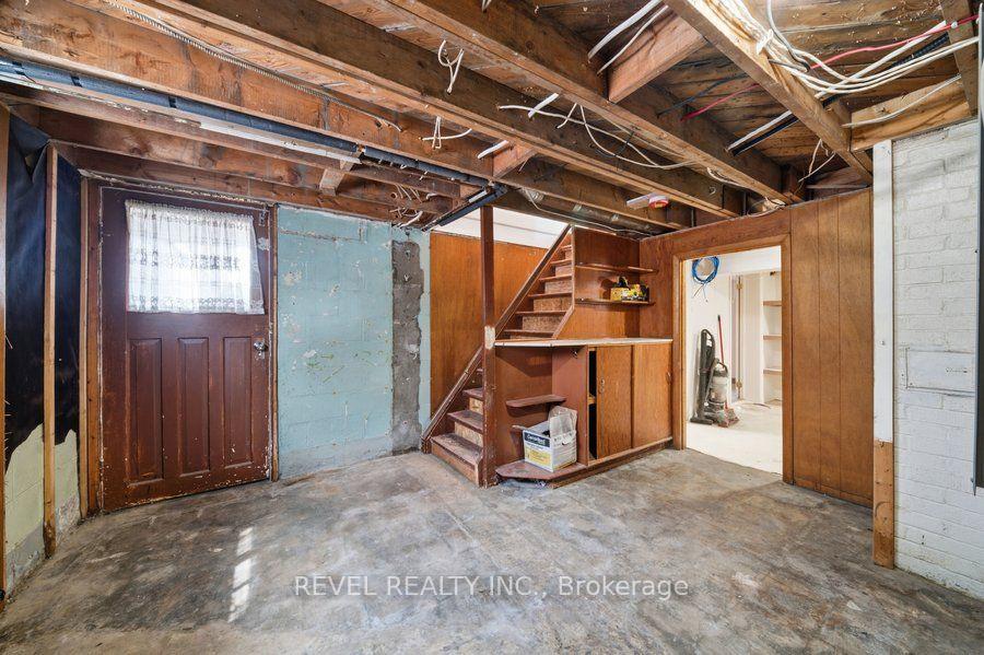 Photo 18 of 310 Caledon Avenue, Hamilton, Rolston — HOMEH