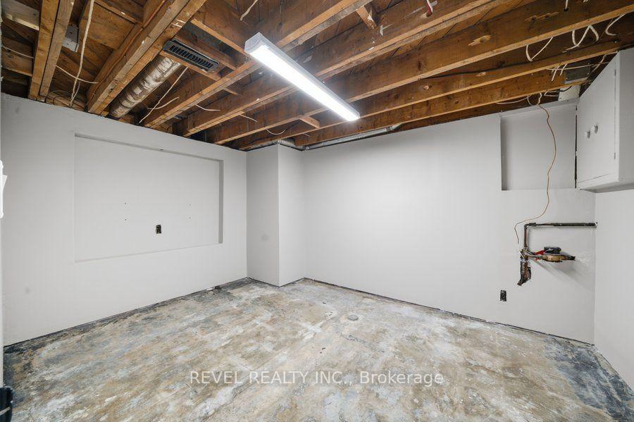 Photo 20 of 310 Caledon Avenue, Hamilton, Rolston — HOMEH