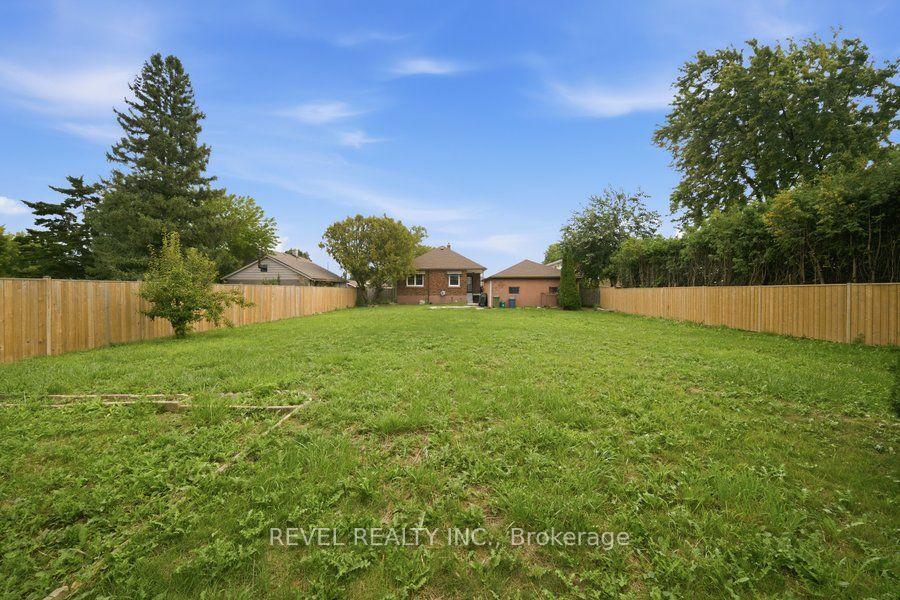 Photo 30 of 310 Caledon Avenue, Hamilton, Rolston — HOMEH