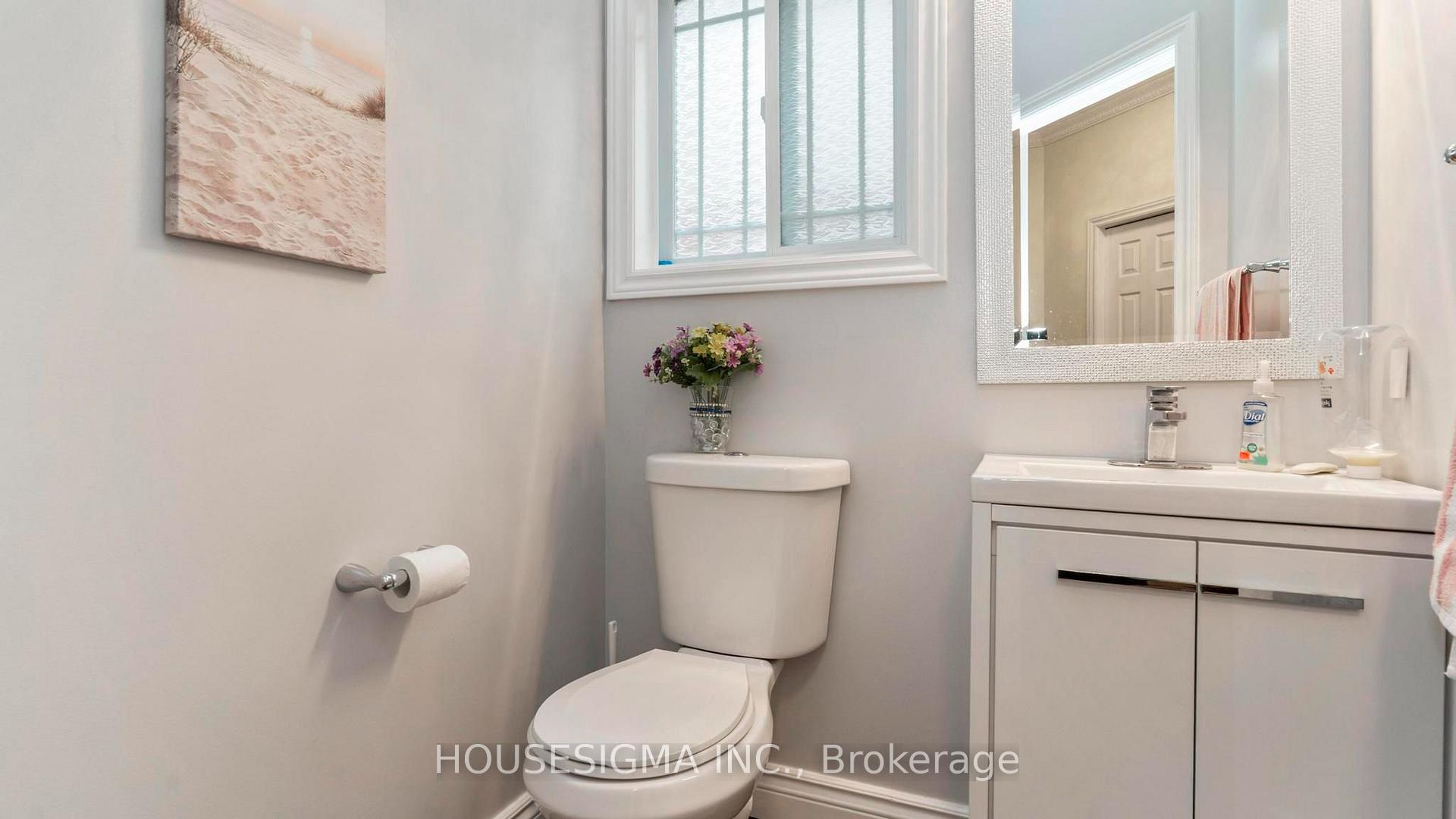 Photo 17 of 1389 Pleasantview Drive, London, North C — HOMEH