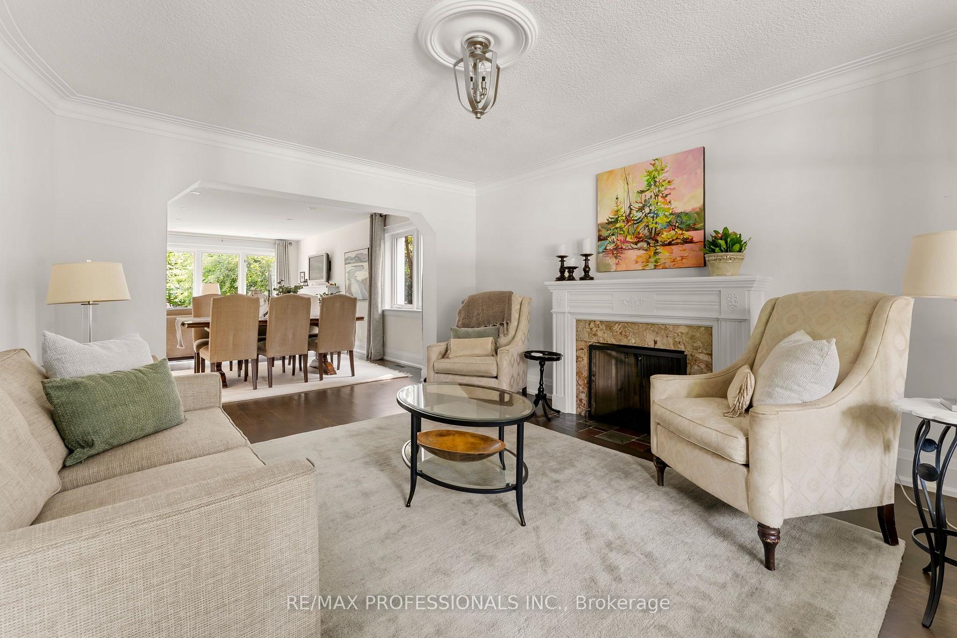 Photo 9 of 7 Bannon Avenue, Etobicoke, Kingsway South — HOMEH