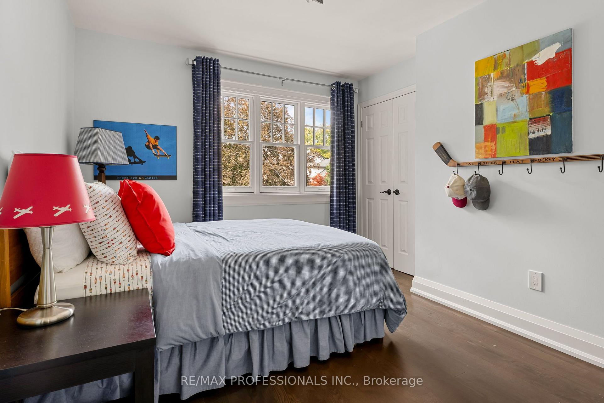 Photo 22 of 7 Bannon Avenue, Etobicoke, Kingsway South — HOMEH