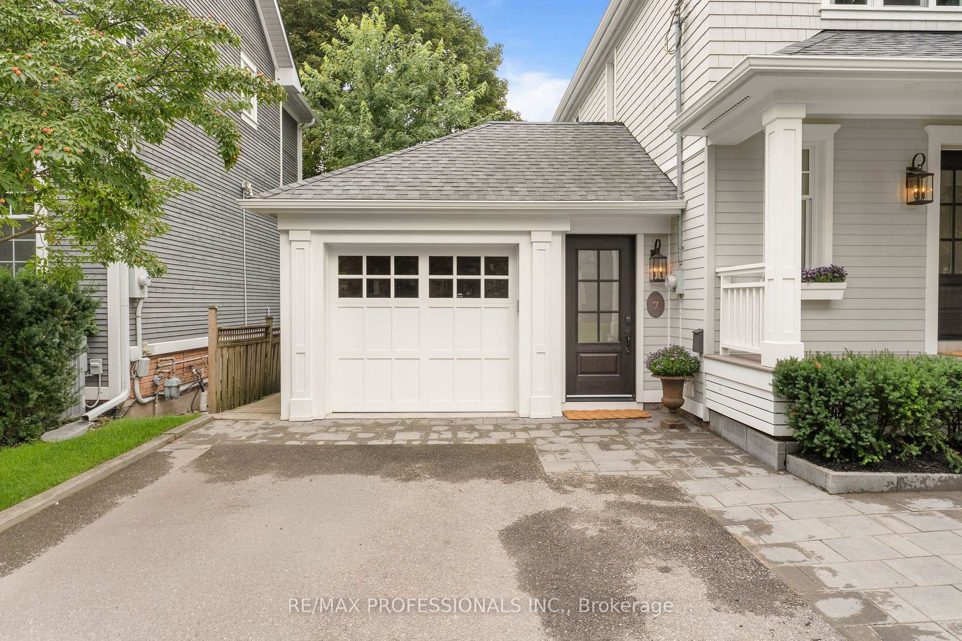 Photo 47 of 7 Bannon Avenue, Etobicoke, Kingsway South — HOMEH