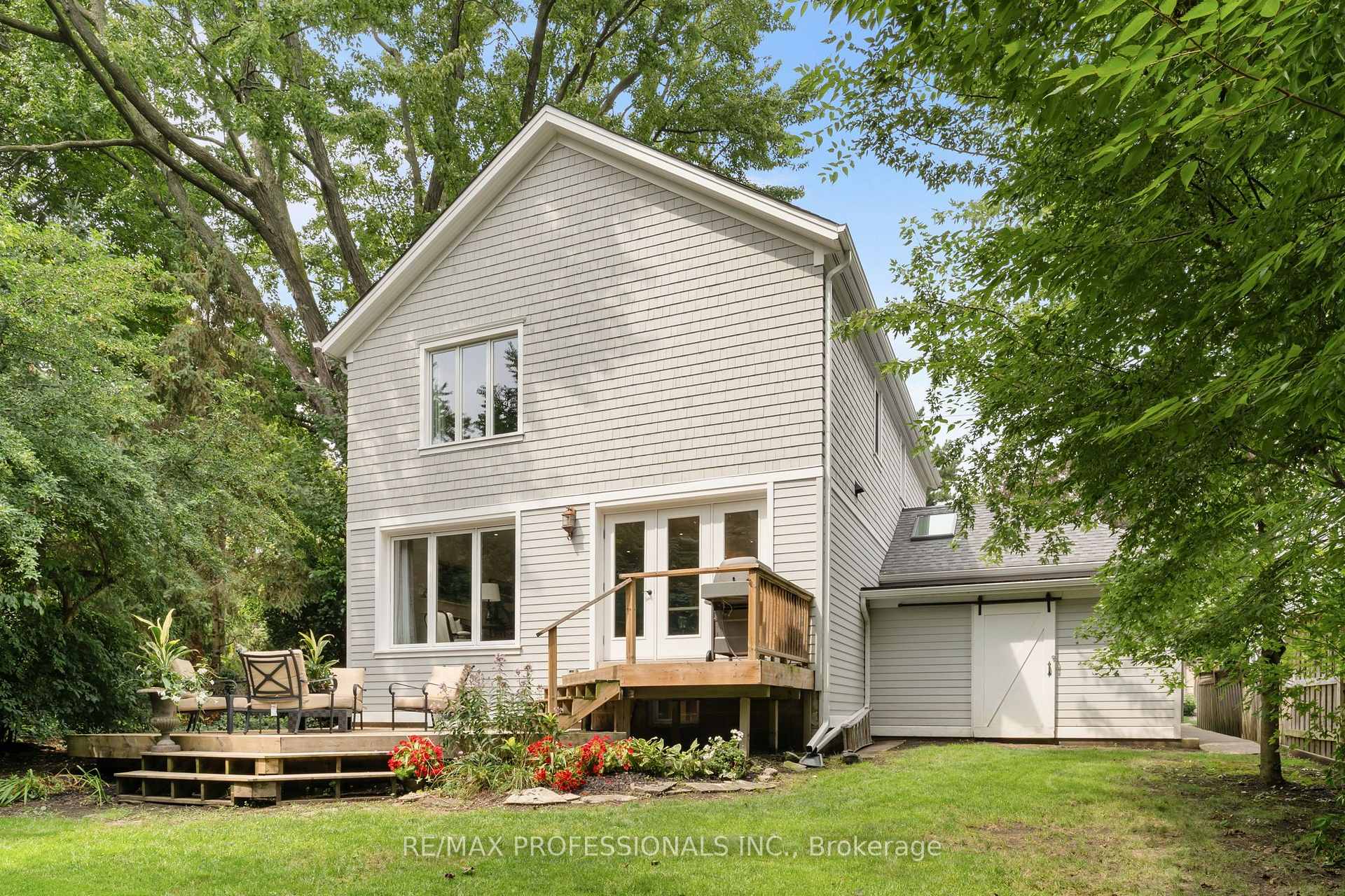 Photo 49 of 7 Bannon Avenue, Etobicoke, Kingsway South — HOMEH