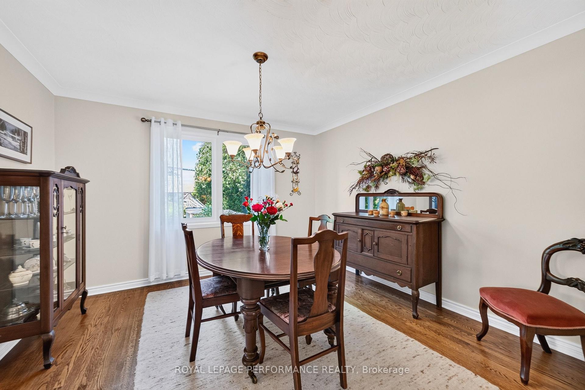 Photo 9 of 2407 Rosewood Avenue, Ottawa, Whitehaven — HOMEH