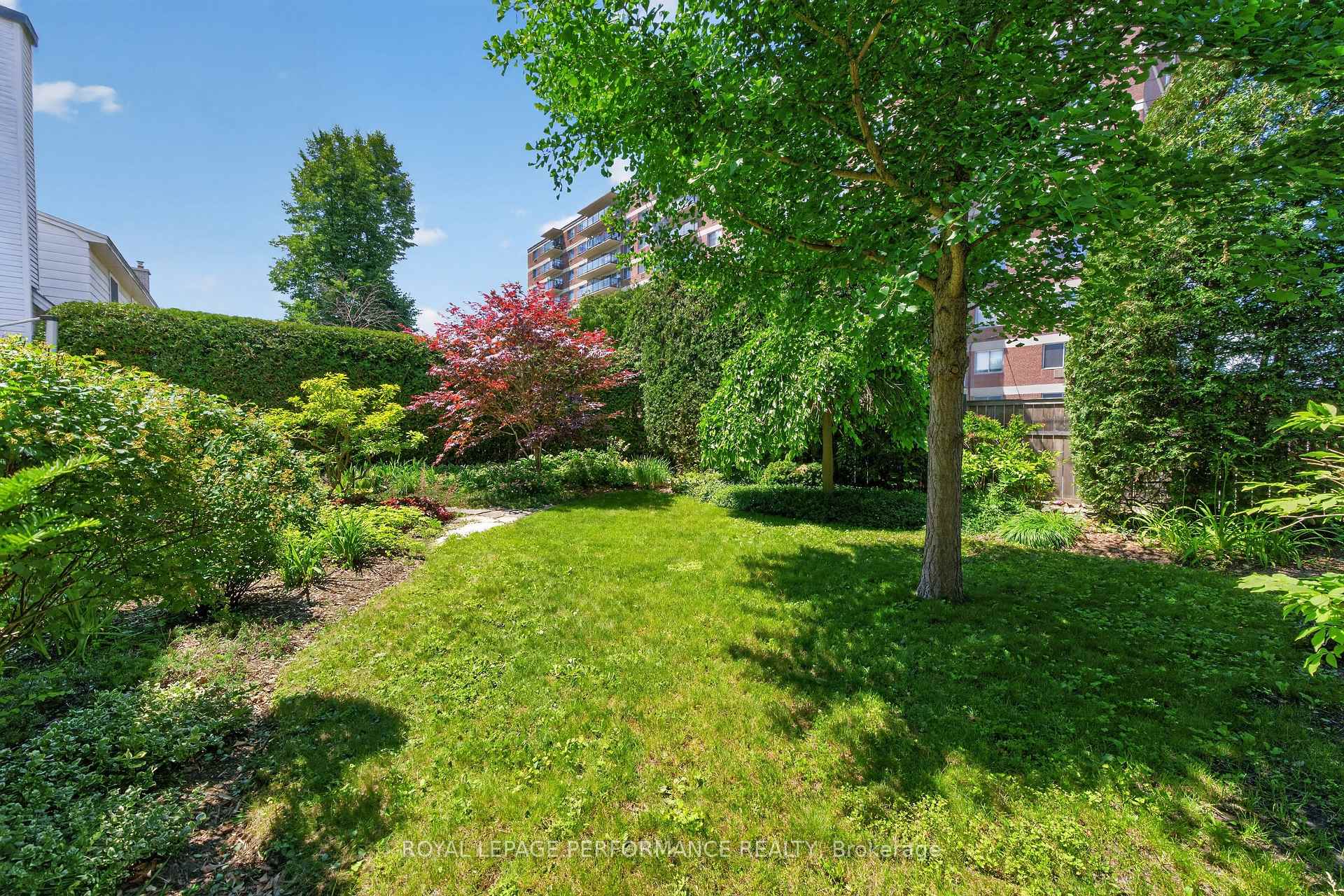 Photo 40 of 2407 Rosewood Avenue, Ottawa, Whitehaven — HOMEH