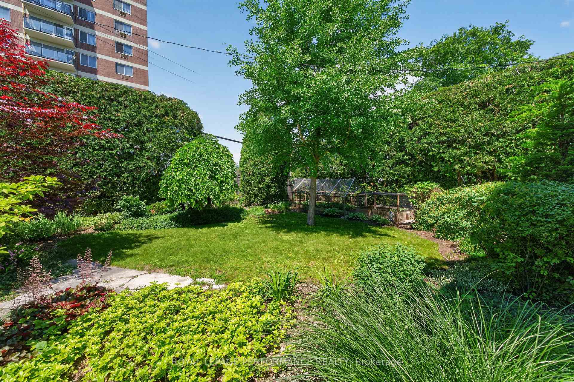 Photo 41 of 2407 Rosewood Avenue, Ottawa, Whitehaven — HOMEH