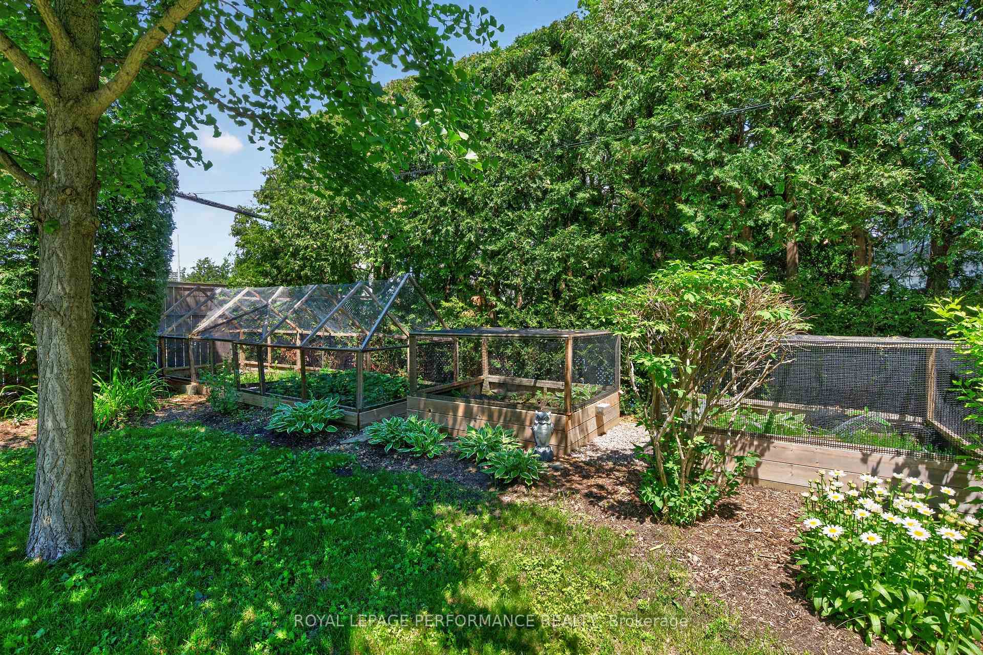 Photo 44 of 2407 Rosewood Avenue, Ottawa, Whitehaven — HOMEH