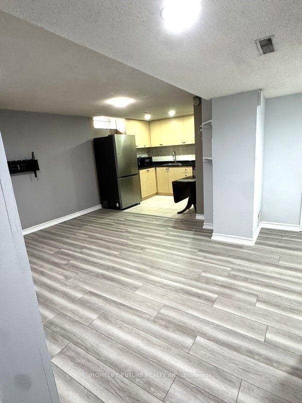 Photo 5 of Unit Bsmt, 79 Beckwith Crescent, Markham, Milliken Mills East — HOMEH