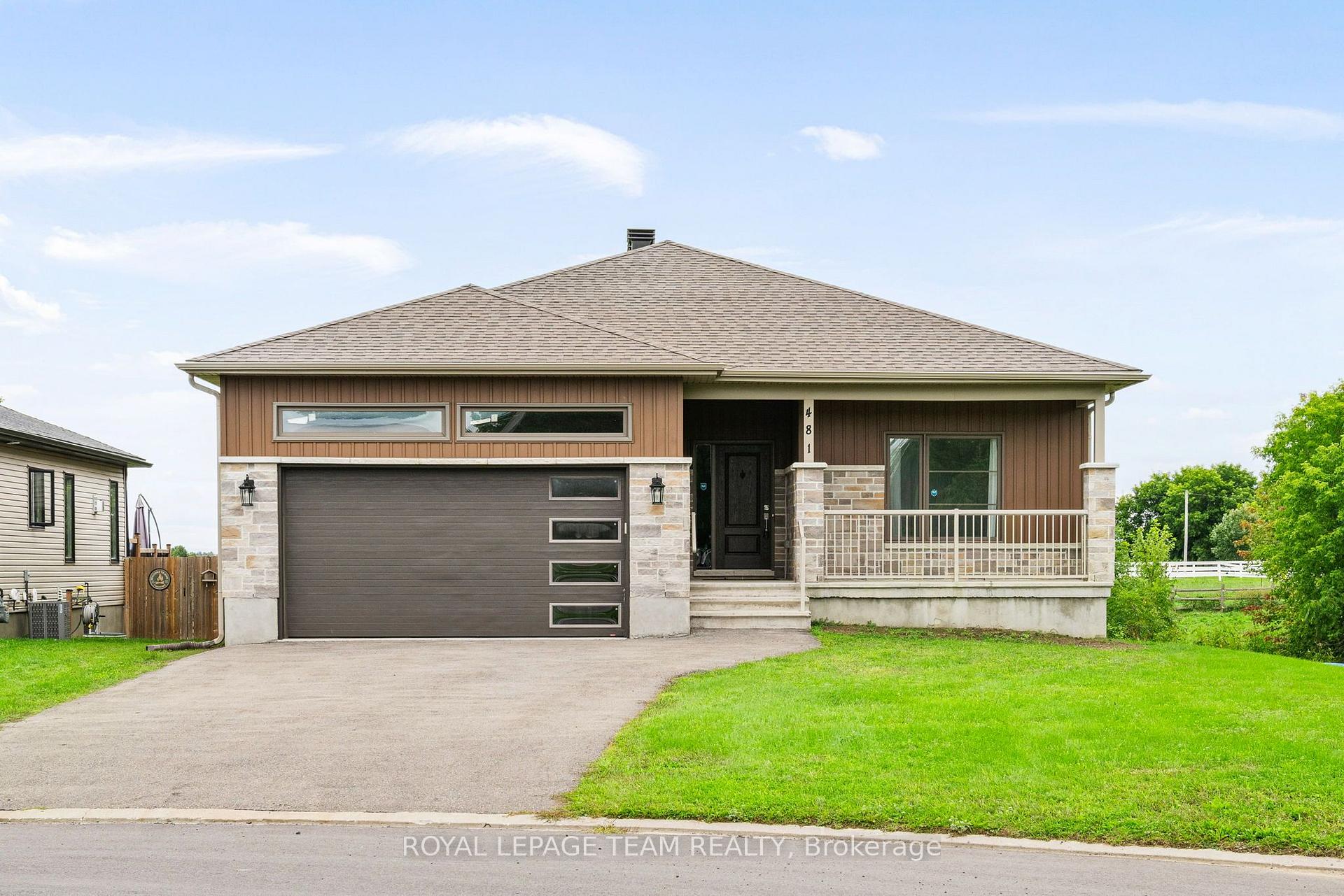 Photo 1 of 481 Lancaster Lane, North Dundas, Winchester — HOMEH