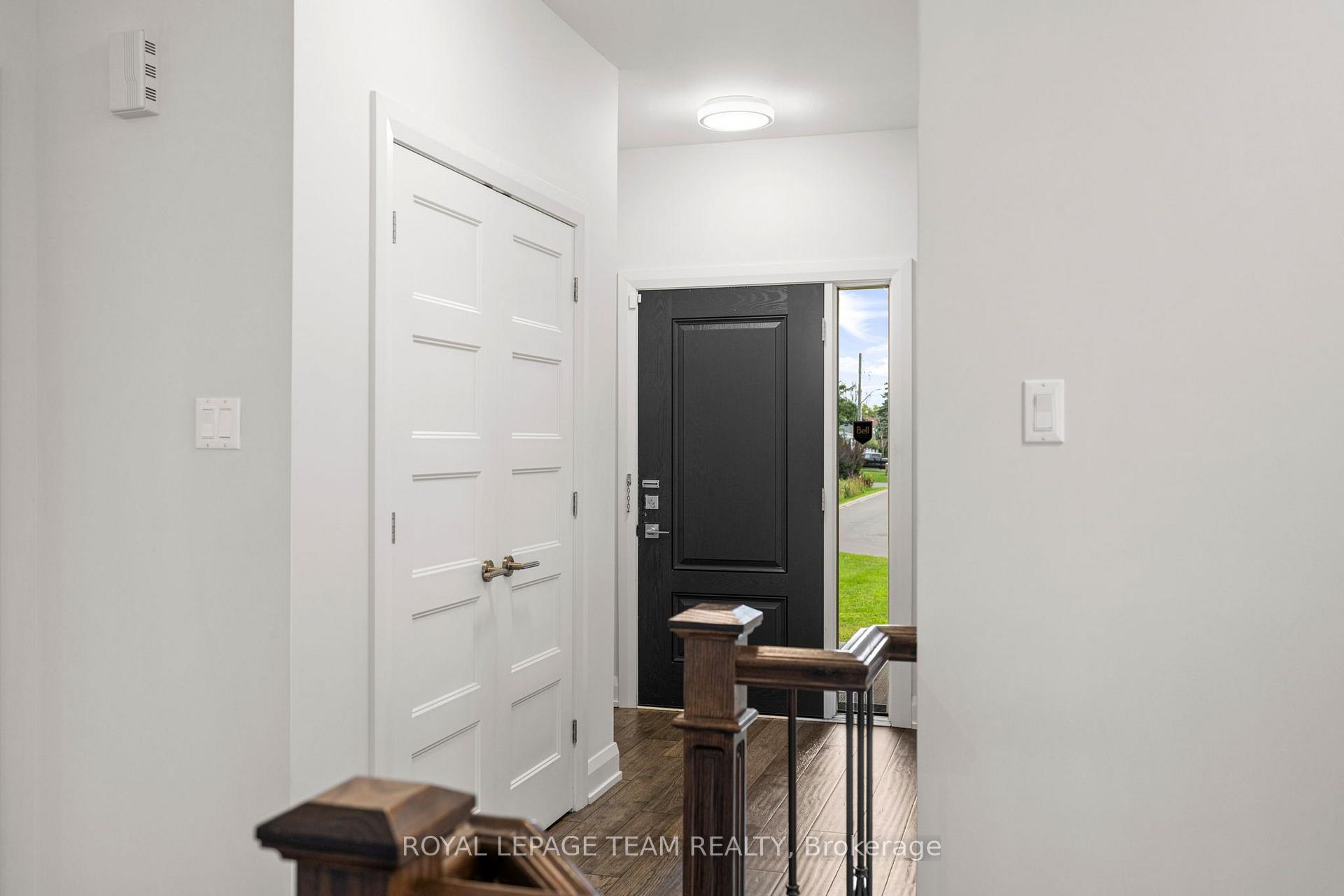 Photo 4 of 481 Lancaster Lane, North Dundas, Winchester — HOMEH