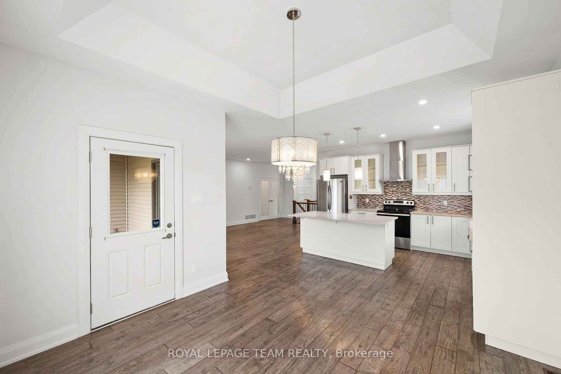 Photo 16 of 481 Lancaster Lane, North Dundas, Winchester — HOMEH