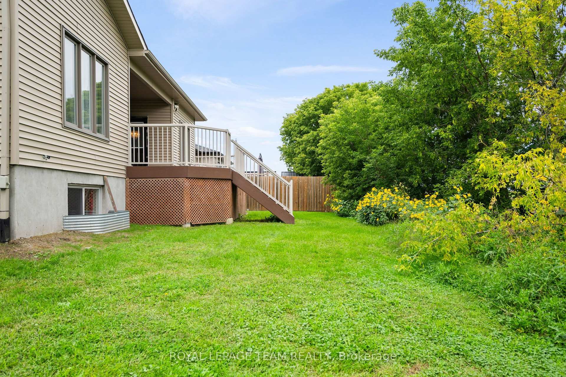 Photo 39 of 481 Lancaster Lane, North Dundas, Winchester — HOMEH