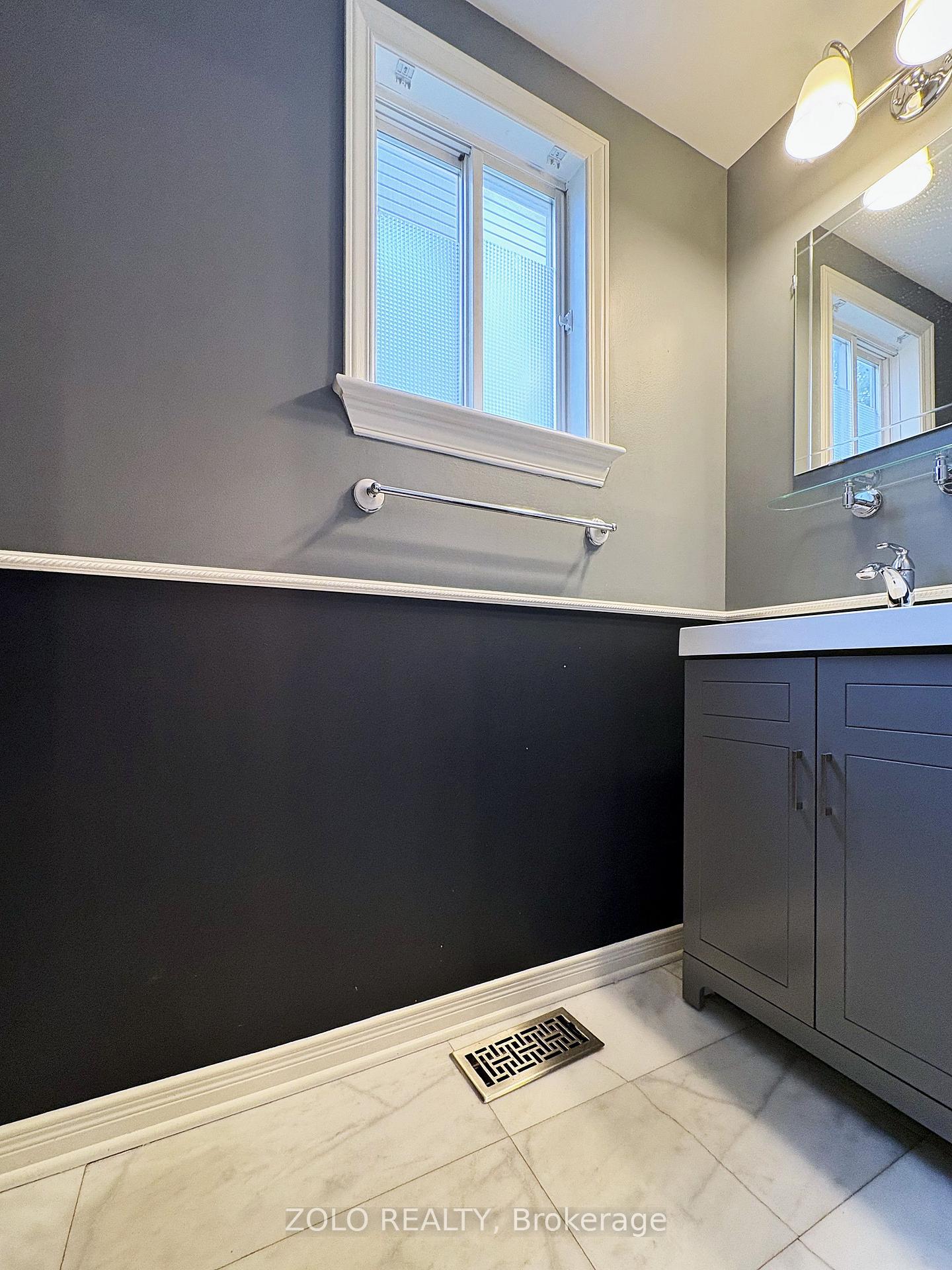 Photo 12 of 255 Stoneway Drive, Ottawa, Barrhaven East — HOMEH