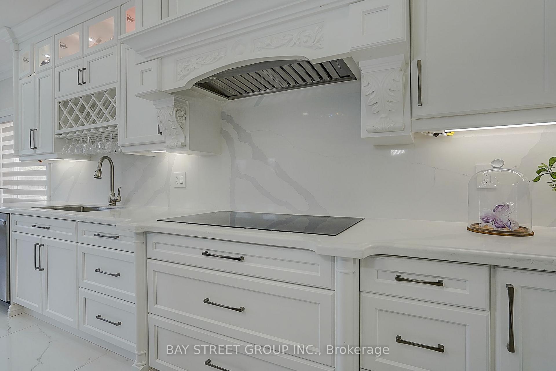 Photo 11 of 218 Boake Trail, Richmond Hill, Bayview Hill — HOMEH