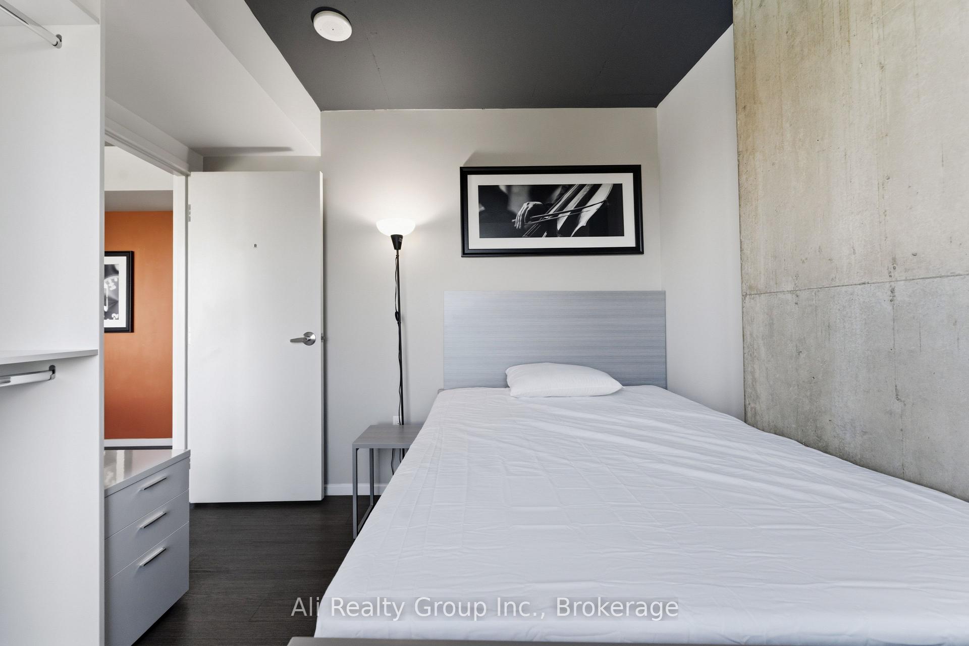 Photo 10 of Unit 603, 105 Champagne Avenue S, Ottawa, West Centre Town — HOMEH