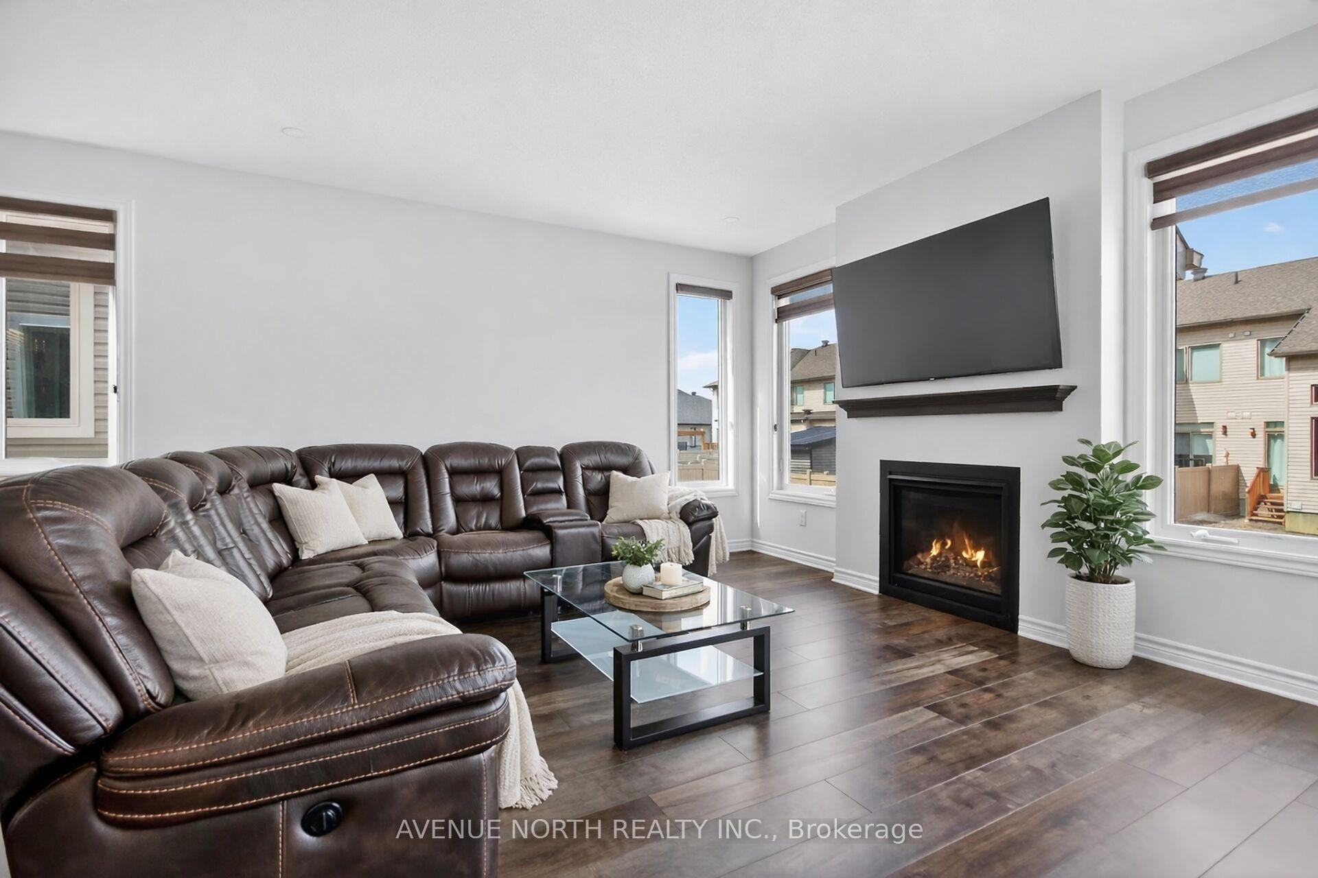Photo 17 of 110 Dun Skipper Drive, Ottawa, Blossom Park/Kemp Park/Findlay Creek — HOMEH