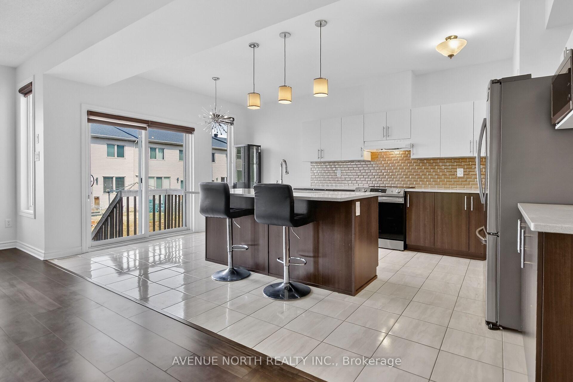 Photo 19 of 110 Dun Skipper Drive, Ottawa, Blossom Park/Kemp Park/Findlay Creek — HOMEH